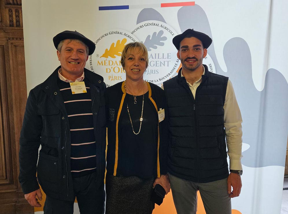producteur-ferme-gagnet-floc-de-gascogne-famille