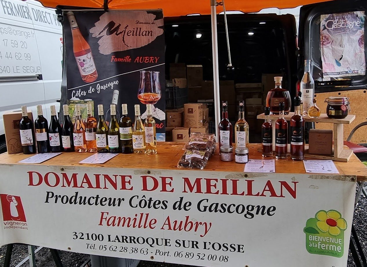 stand marché du domaine de meillan